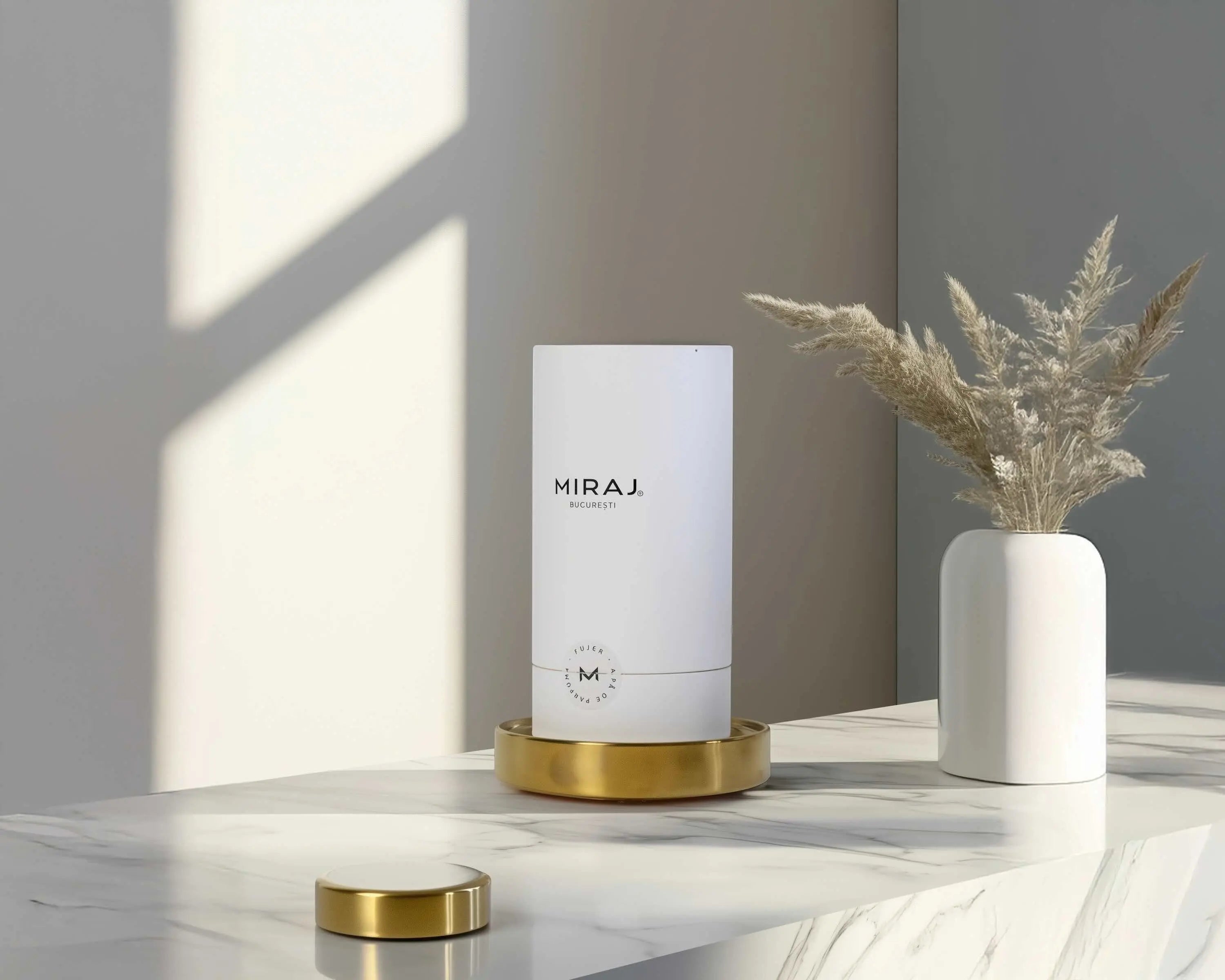 Cum-alegi-un-parfum-semnătură-perfect-pentru-personalitatea-ta Miraj Bucurestiparfum de nisa